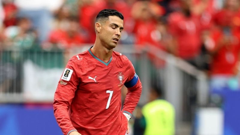 Ronaldo gây thất vọng lớn ngày ra mắt khi Messi tỏa sáng, Congo cầm chân Bồ Đào Nha.